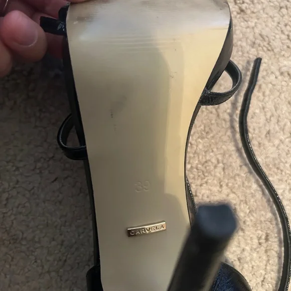 Elegant Black Strappy Heels - Picture 4 of 6